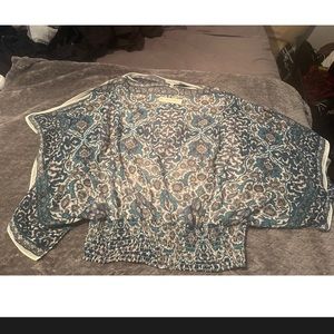 Max Studio open shoulder blouse, tags on